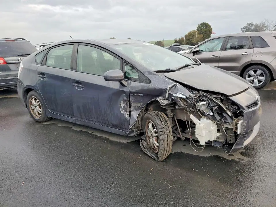 2010 TOYOTA PRIUS   