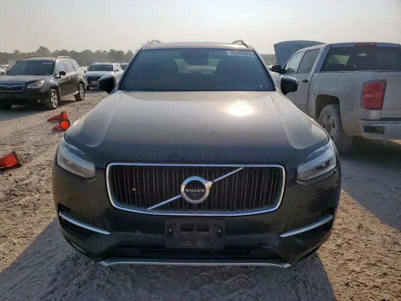 2017 VOLVO XC90 T6