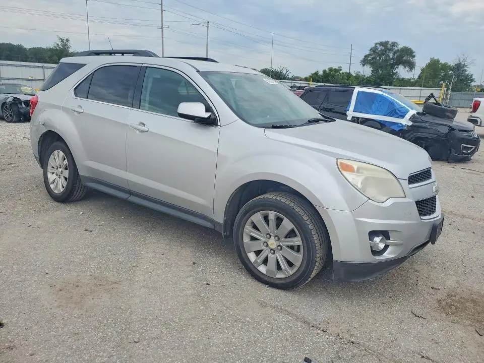 2011 CHEVROLET EQUINOX LT  