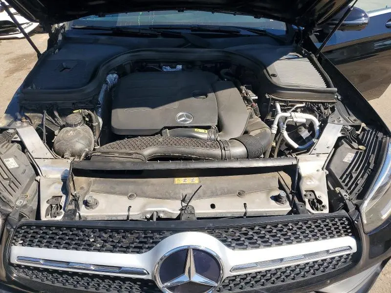 2020 MERCEDES-BENZ GLC 300  