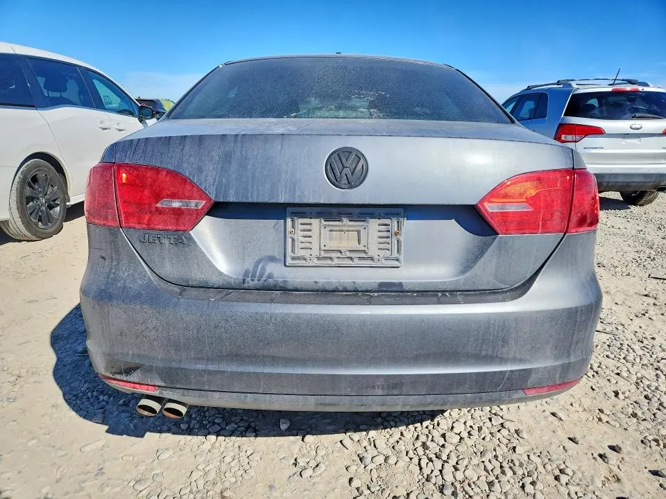 2012 VOLKSWAGEN JETTA BASE  