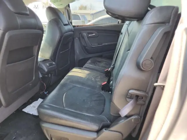 2011 CHEVROLET TRAVERSE LT  