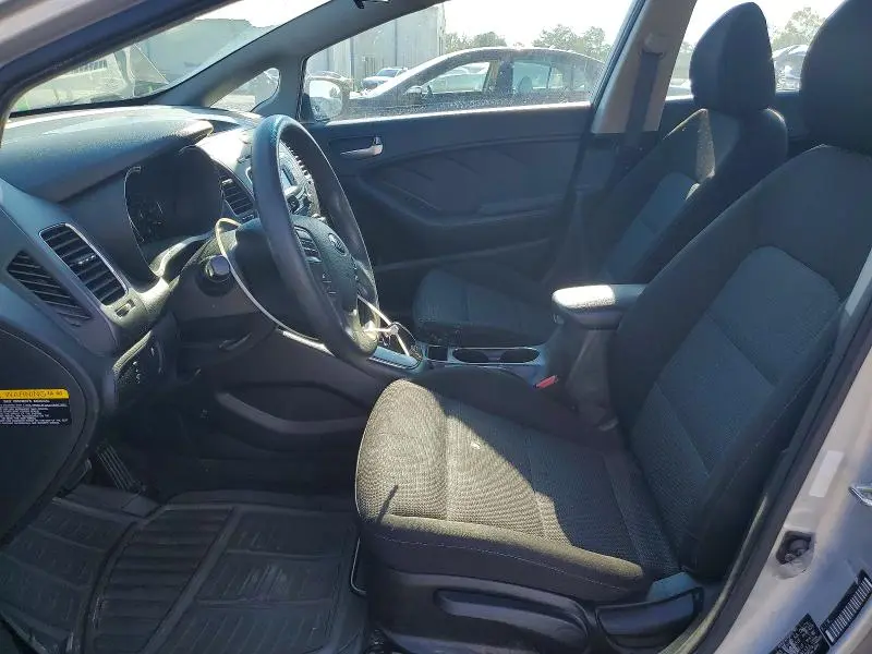 2018 KIA FORTE LX  