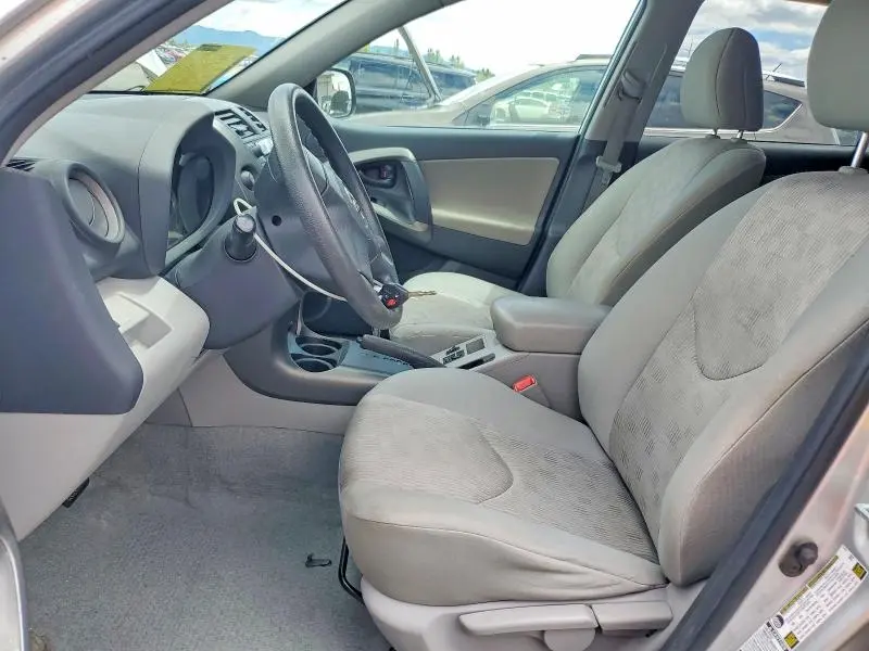 2011 TOYOTA RAV4 BASE  