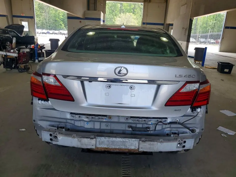 2011 LEXUS LS 460  