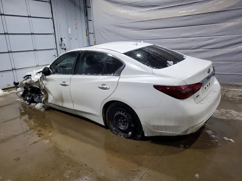 2018 INFINITI Q50 LUXE  