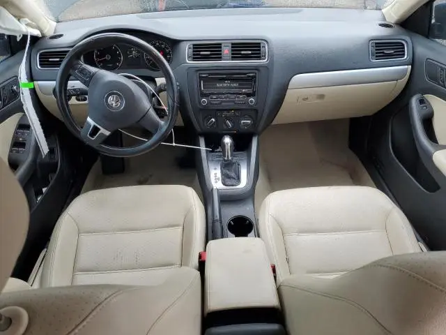 2014 VOLKSWAGEN JETTA SE  