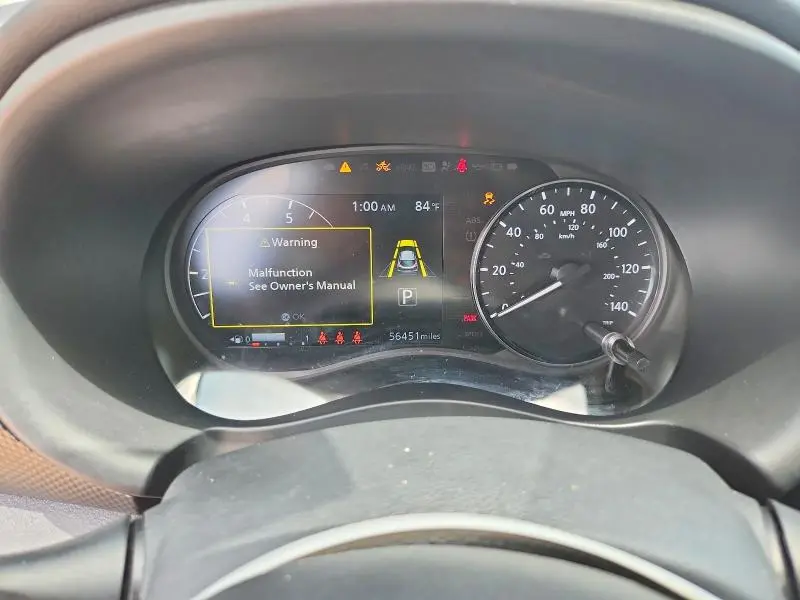 2021 NISSAN KICKS SV  