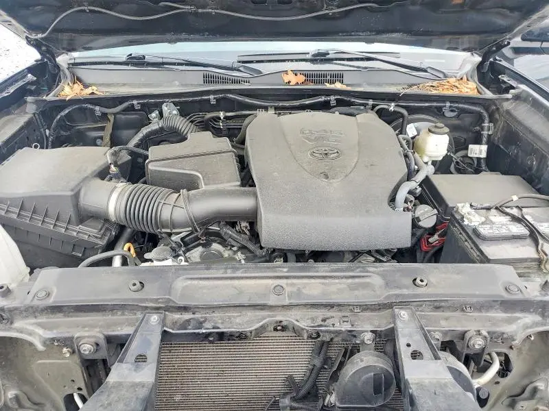 2021 TOYOTA TACOMA SR V6  