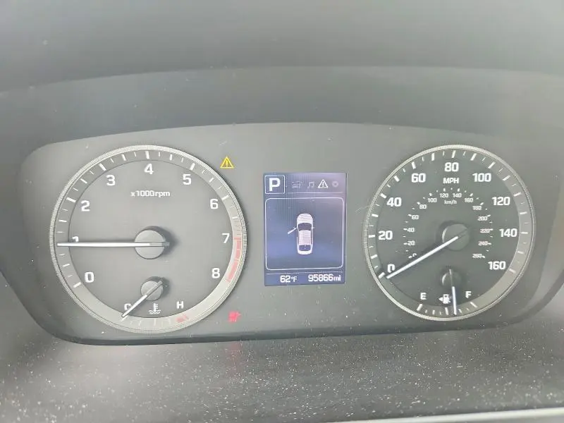 2016 HYUNDAI SONATA SE  