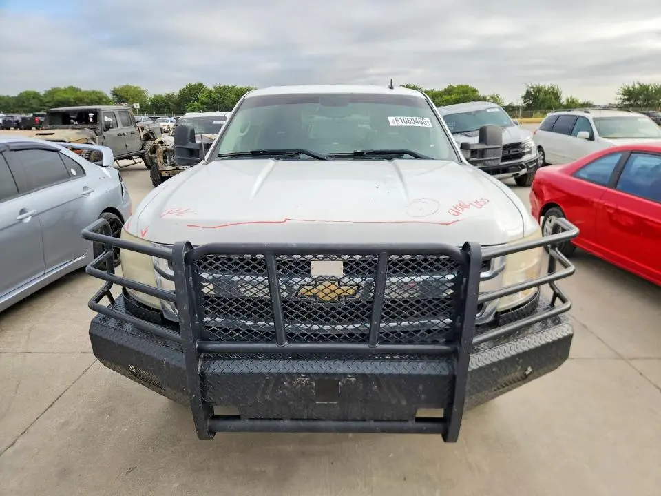 2011 CHEVROLET SILVERADO K1500 LT  