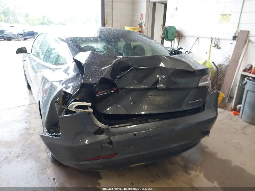 2018 TESLA MODEL 3 LONG RANGE/PERFORMANCE