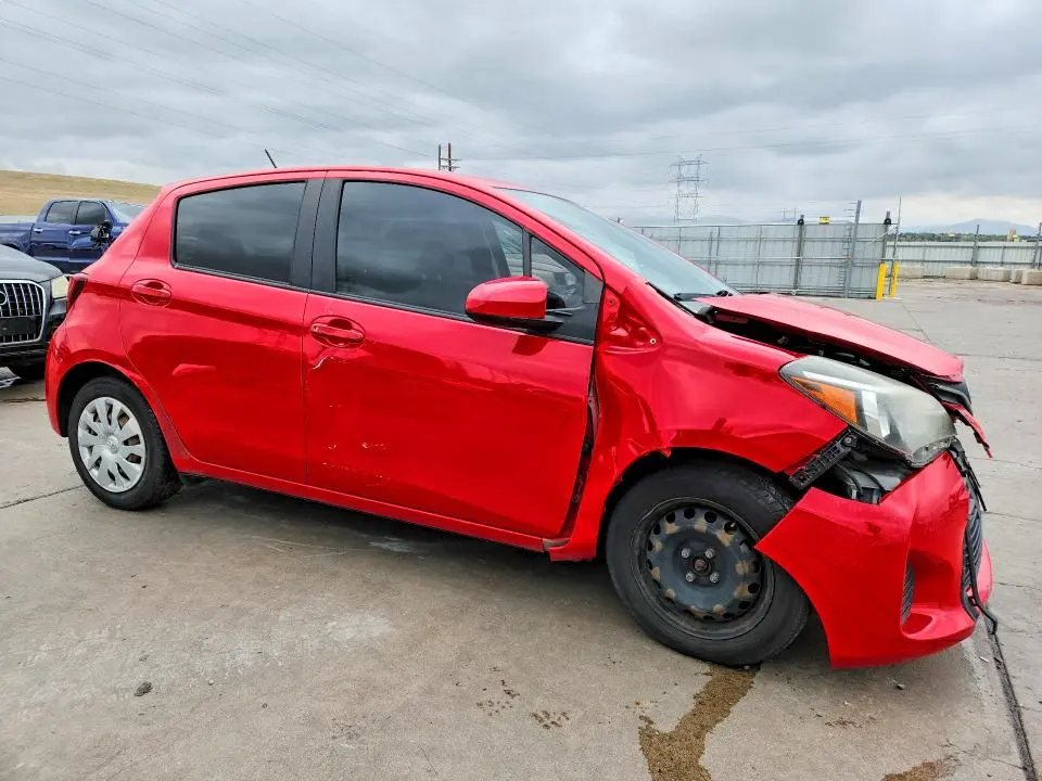 2015 TOYOTA YARIS 5-DOOR L  