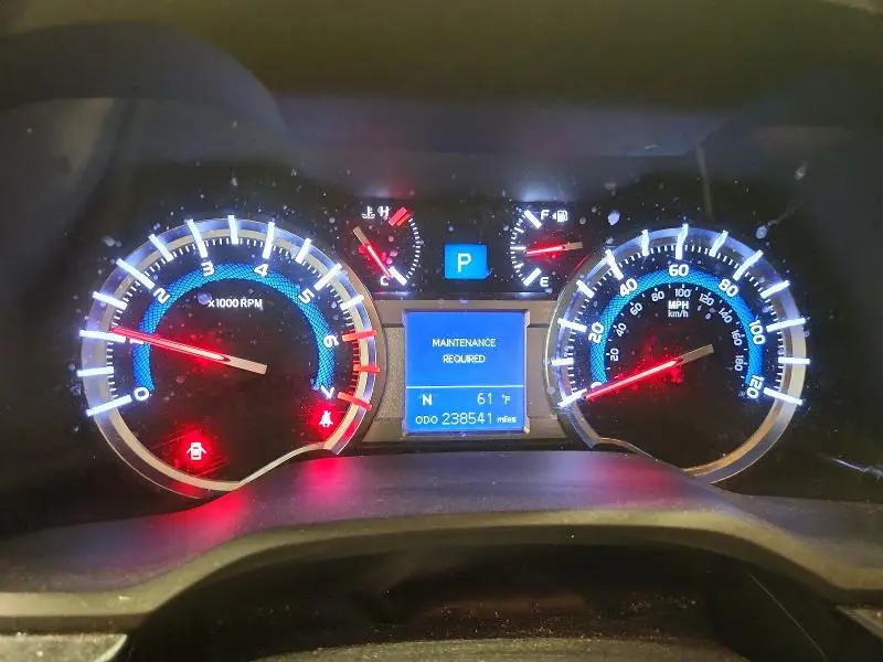 2018 TOYOTA 4RUNNER SR5  