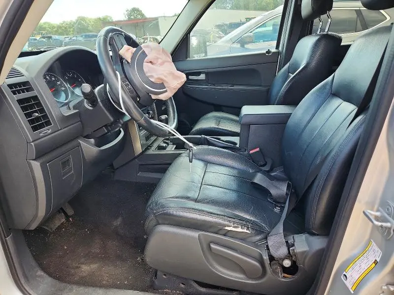 2011 JEEP LIBERTY SPORT  