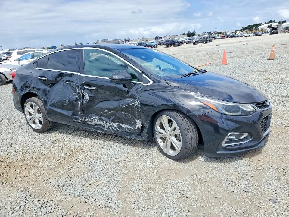 2017 CHEVROLET CRUZE PREMIER  