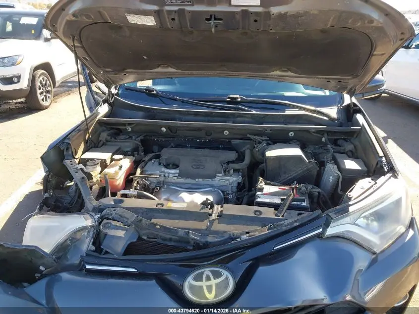 2018 TOYOTA RAV4 XLE