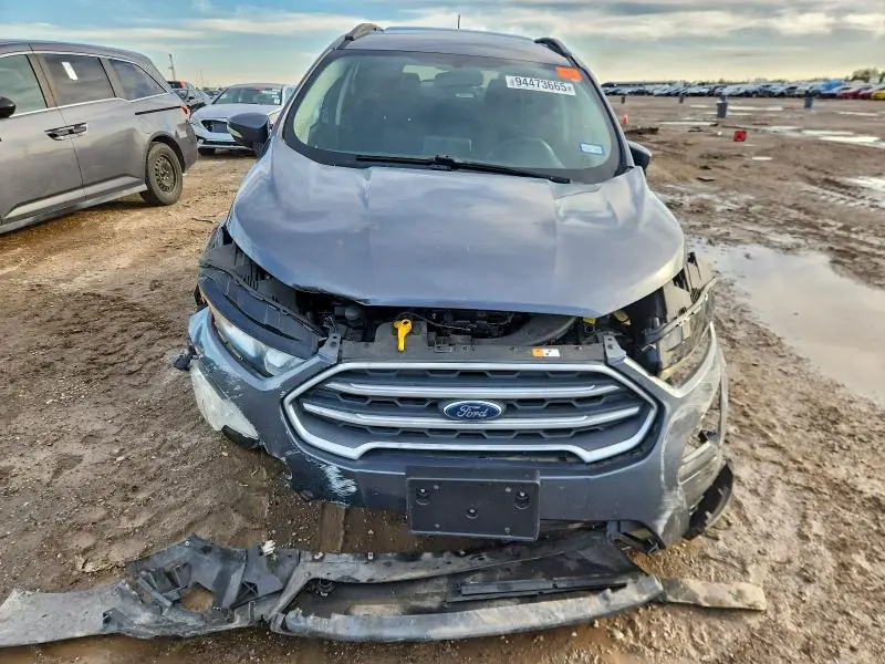 2020 FORD ECOSPORT SE  