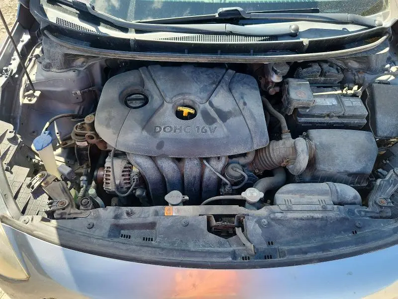 2013 HYUNDAI ELANTRA GT BASE  