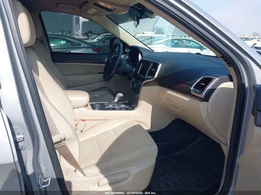2018 JEEP GRAND CHEROKEE LAREDO E 4X4