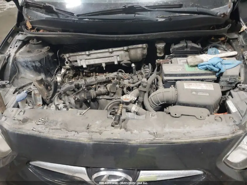 2013 HYUNDAI ACCENT GS