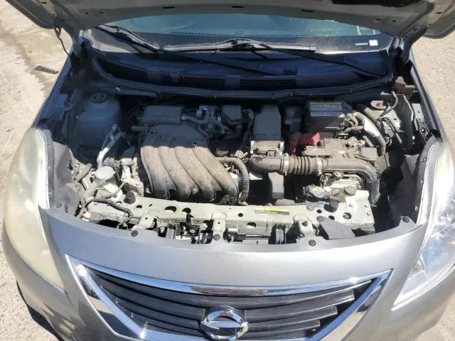2014 NISSAN VERSA S  