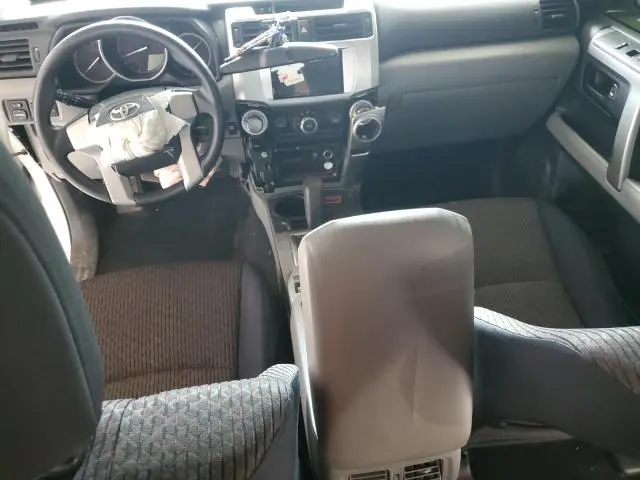 2010 TOYOTA 4RUNNER SR5  