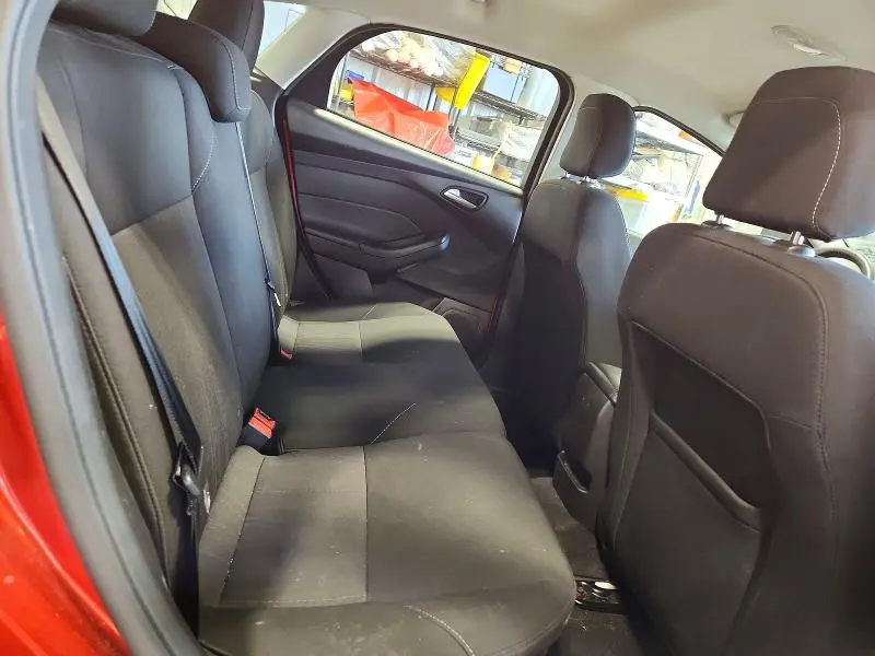 2018 FORD FOCUS SE  