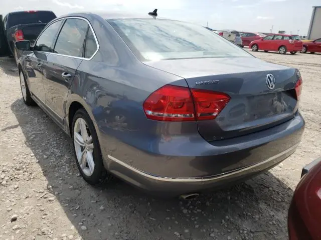 2015 VOLKSWAGEN PASSAT SEL