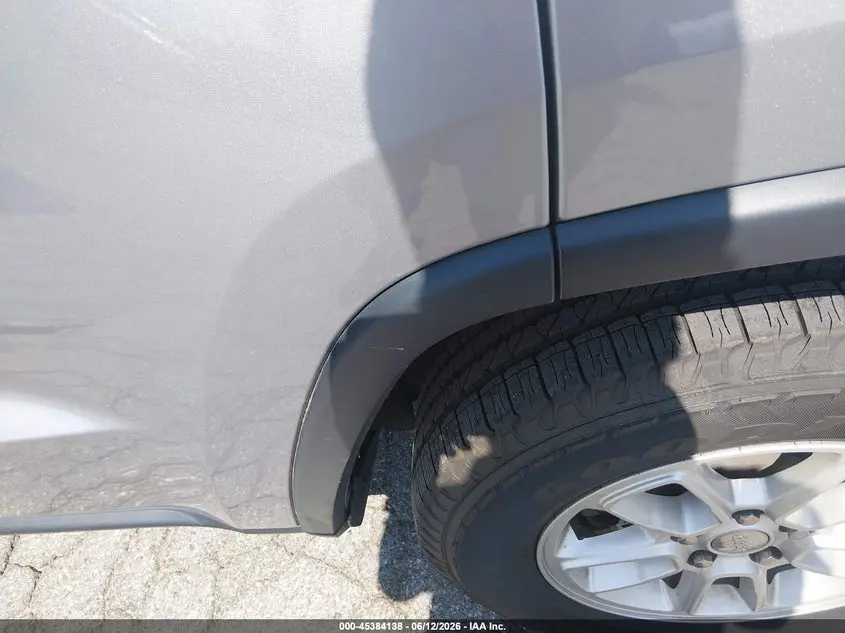2019 JEEP GRAND CHEROKEE LAREDO E 4X4