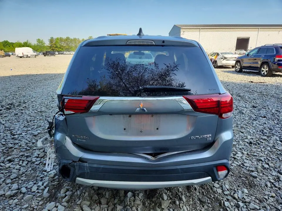 2017 MITSUBISHI OUTLANDER SE  