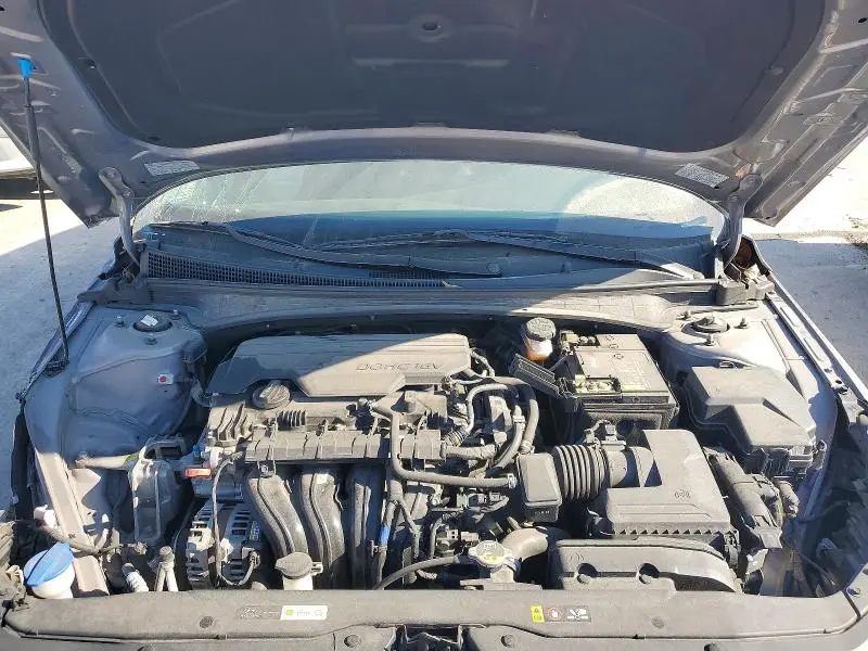 2021 HYUNDAI ELANTRA 4D   