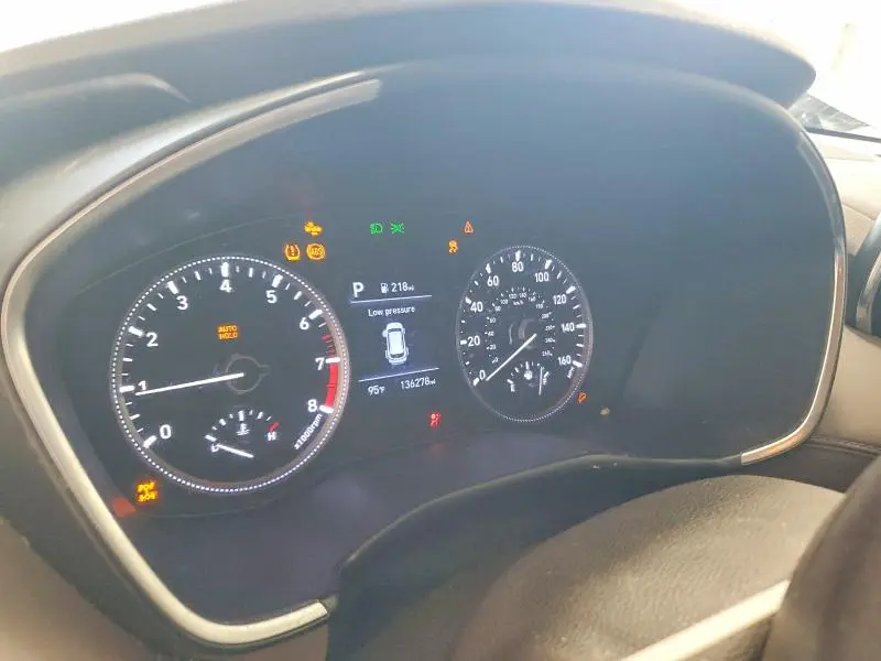 2020 HYUNDAI SANTA FE SE  