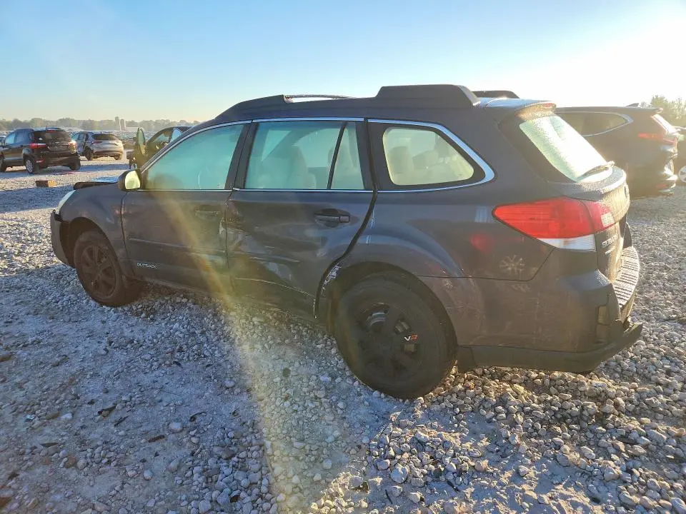 2013 SUBARU OUTBACK 2.5I  