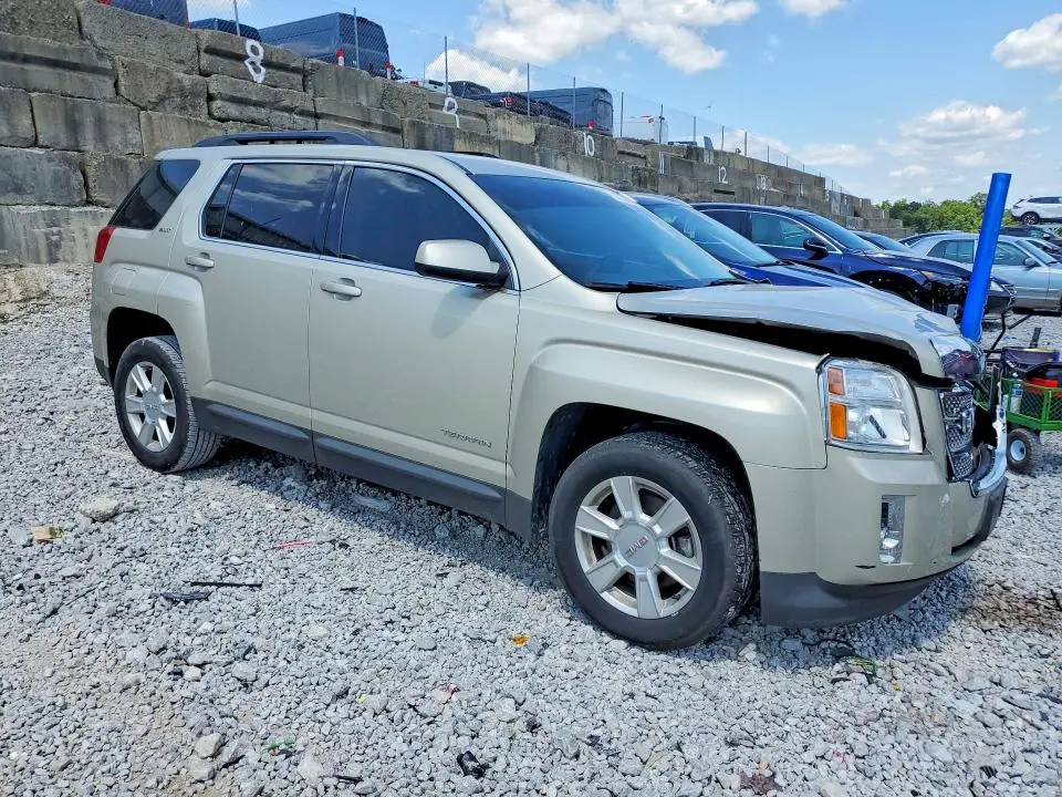 2013 GMC TERRAIN SLT  
