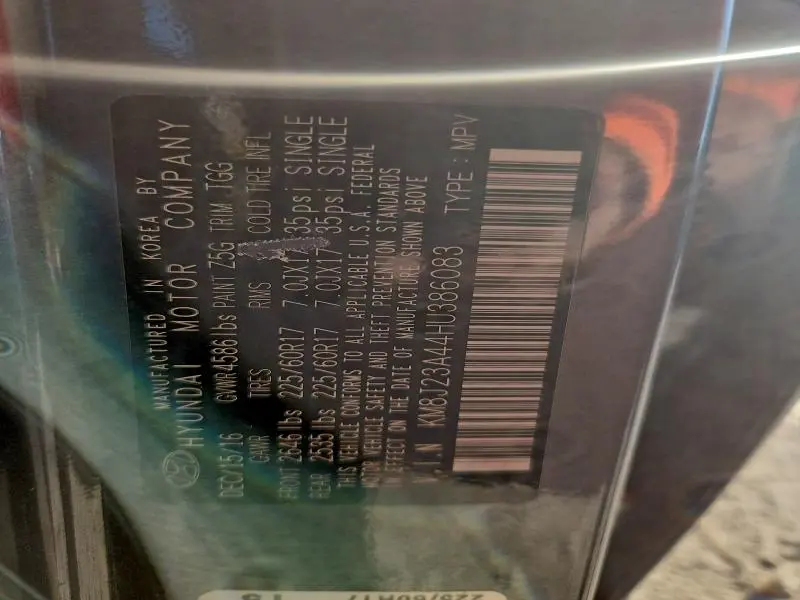 2017 HYUNDAI TUCSON SE  