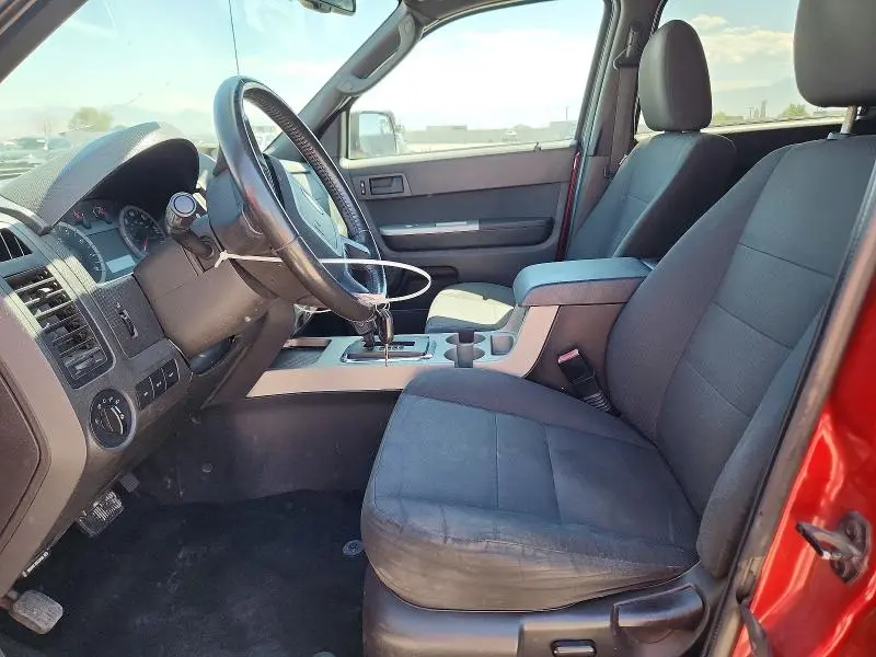 2011 FORD ESCAPE XLT  
