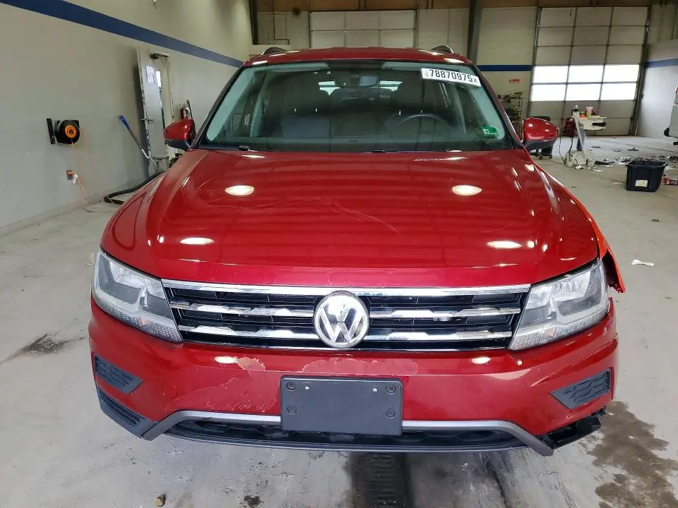 2021 VOLKSWAGEN TIGUAN SE  