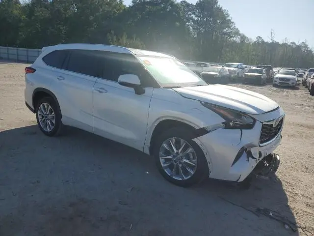 2022 TOYOTA HIGHLANDER LIMITED  