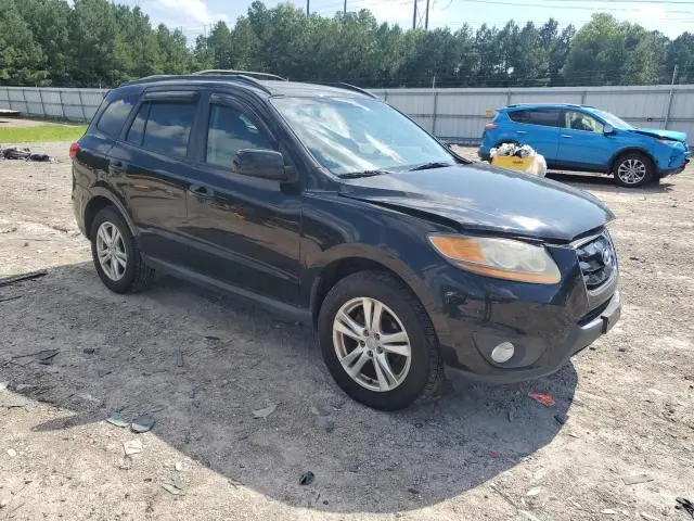 2011 HYUNDAI SANTA FE SE  