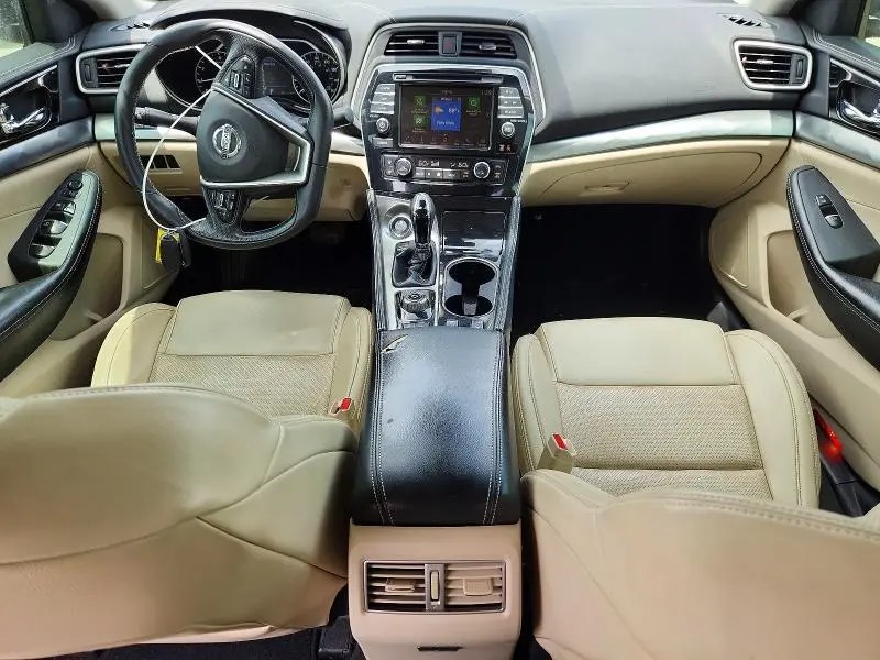 2020 NISSAN MAXIMA SV  