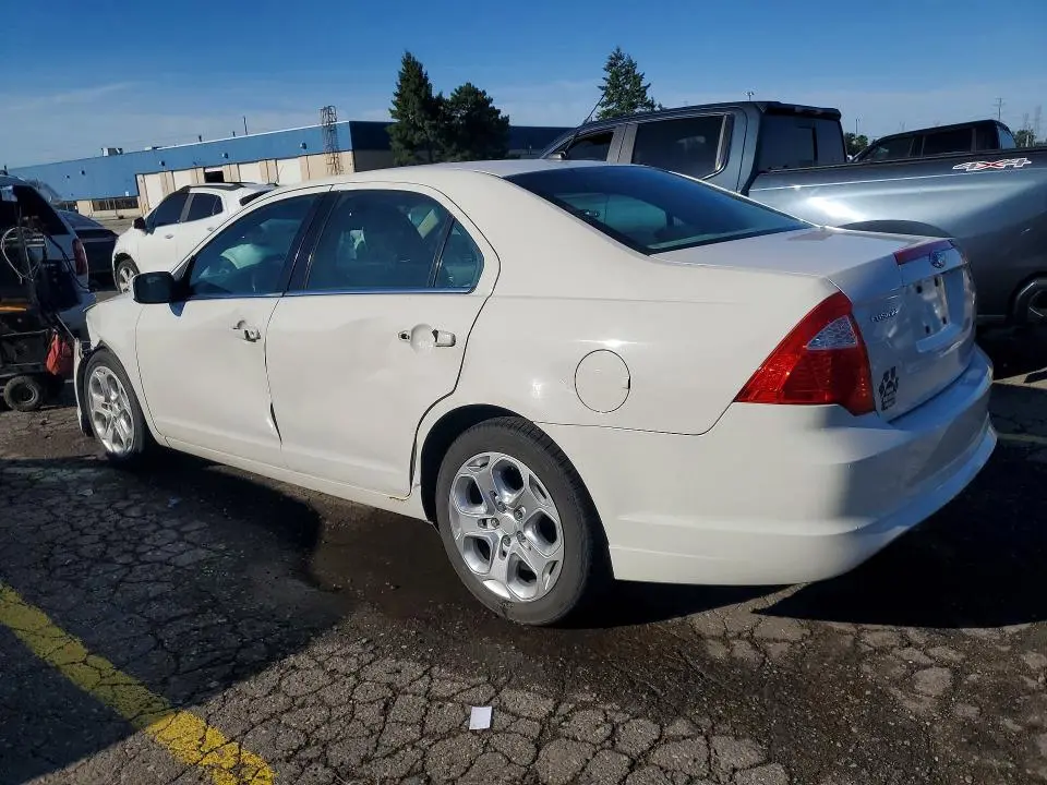 2010 FORD FUSION SE  