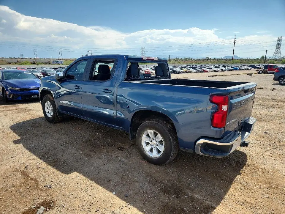 2024 CHEVROLET SILVERADO K1500 LT  