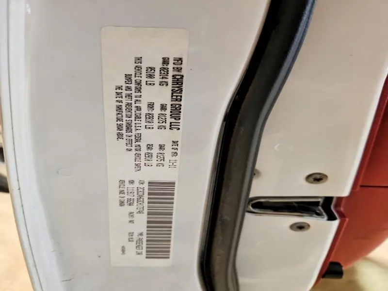 2012 DODGE CHARGER SXT  