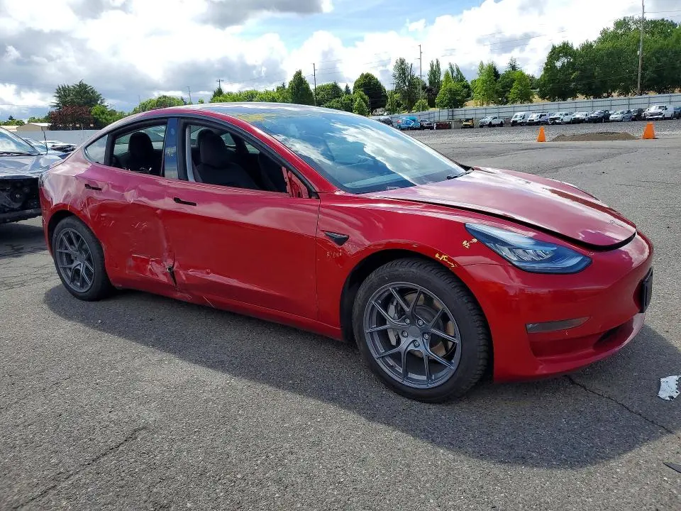 2018 TESLA MODEL 3   
