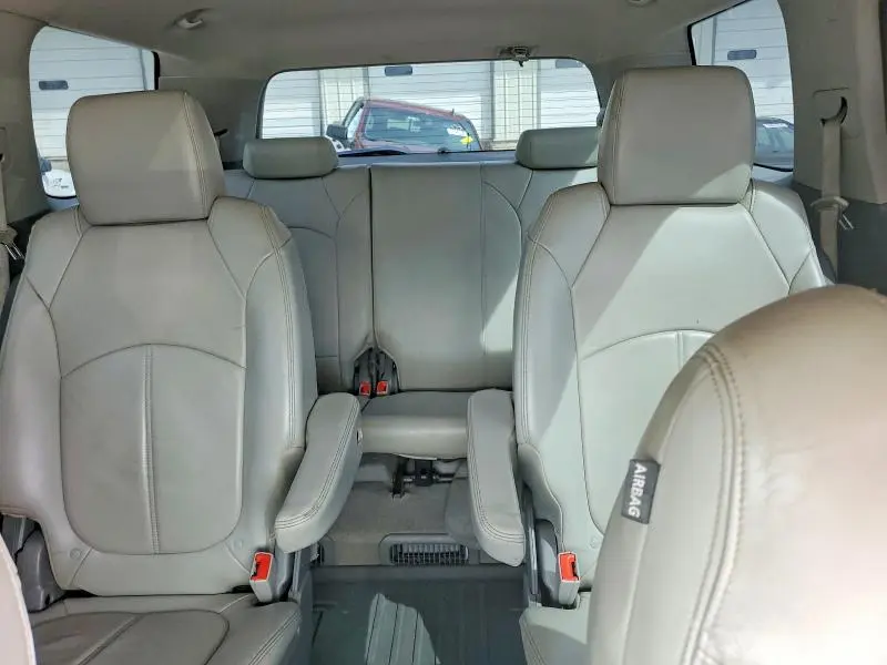 2013 GMC ACADIA SLT-1  