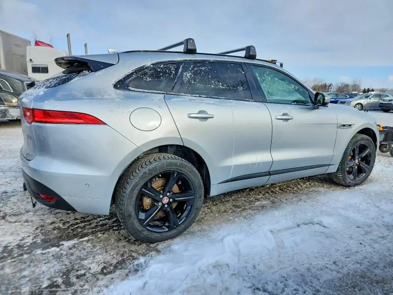 2017 JAGUAR F-PACE R - SPORT  