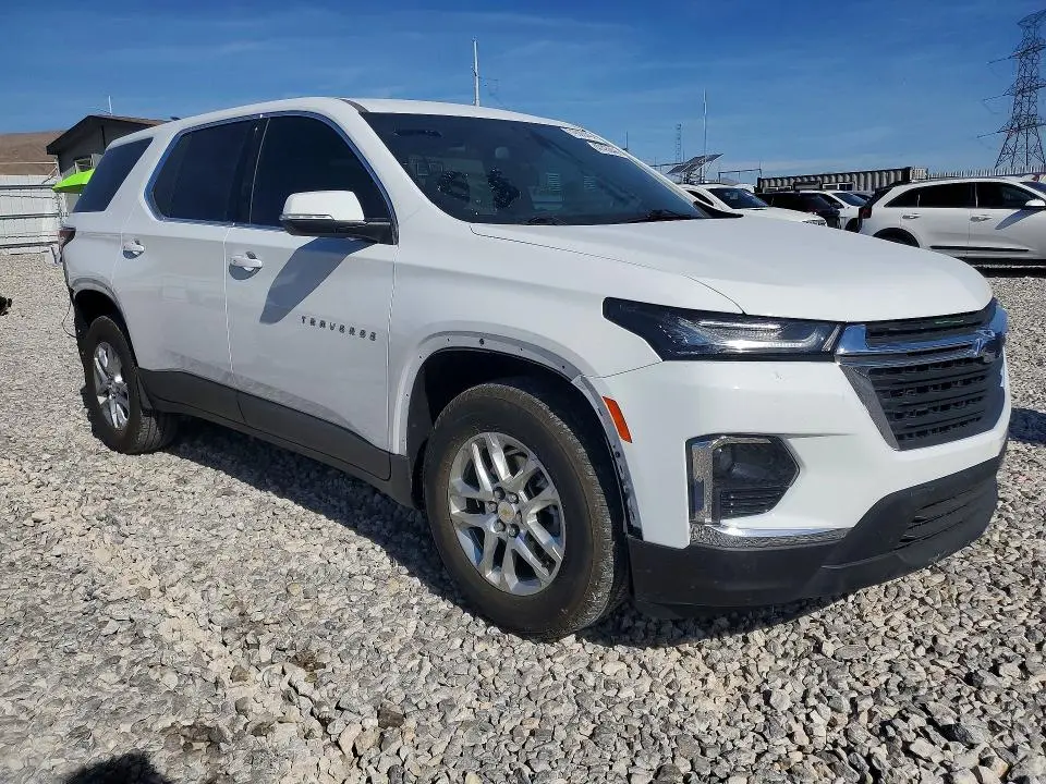2023 CHEVROLET TRAVERSE LS  