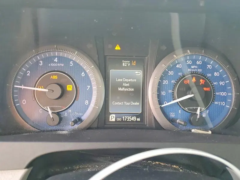 2019 TOYOTA SIENNA LE 8-PASSENGER  