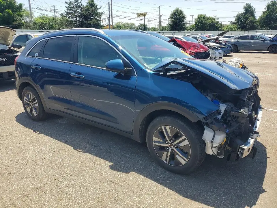 2020 KIA NIRO LXS  